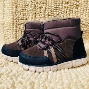 Stride Rite toddler boy's winter boots - NWT